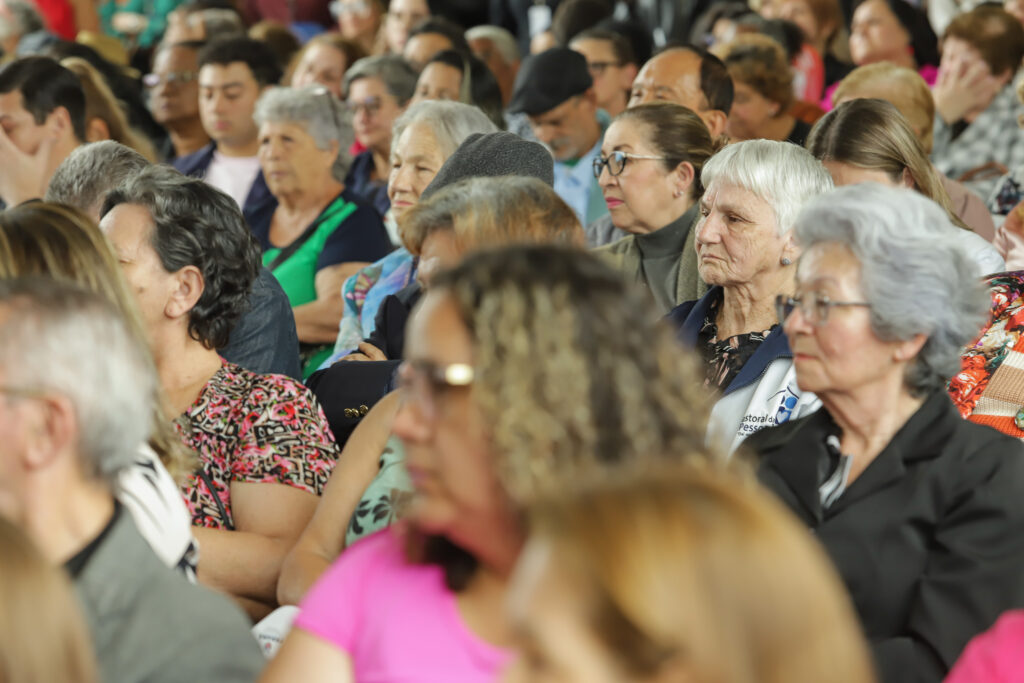 Estado possui 1,9 milhão de pessoas com 60 anos ou mais, que já representam 16% de todos os residentes nos 399 municípios paranaenses. Dado reitera a tendência de envelhecimento da população vista ao longo das últimas décadas.