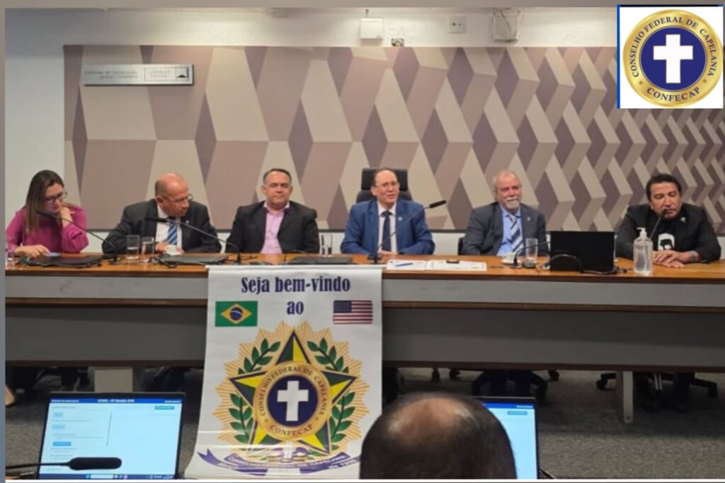 A mesa de honra foi presidida pelo capelão Washington Luiz, presidente internacional do CONFECAP BR/USA, e contou com a presença do senador e capelão do conselho, Magno Malta, do senador Eduardo Girão, do vice-procurador do Ministério Público do Trabalho, Pedro Serafim, além da ex-ministra da Mulher, da Família e dos Direitos Humanos, Cristiane Britto.